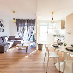 Appartement Superbe T4 Terrasse Proche Gare - Joliette, Marseille