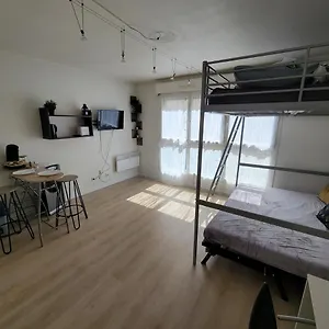 Appartement Climatisé Avec Terrasse Gare St Charles, Marseille